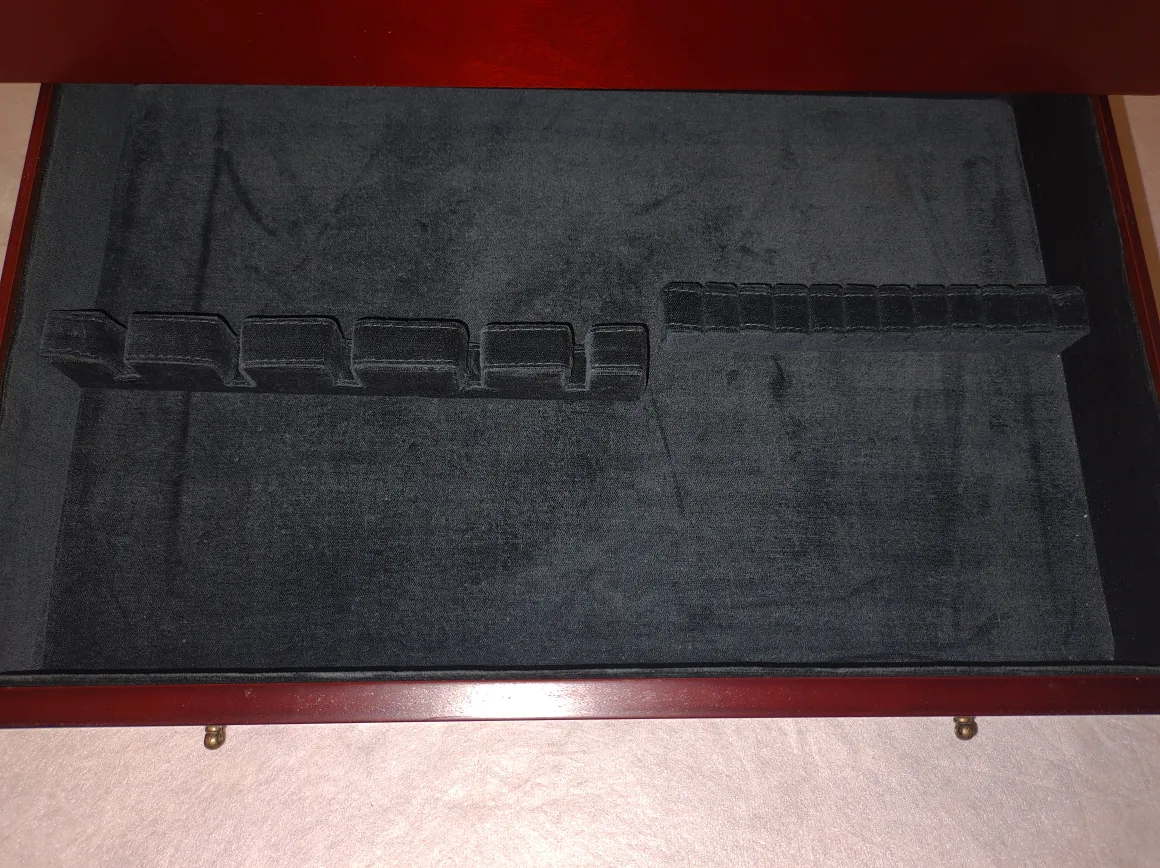 Wooden Silverware Storage image indicator(4)