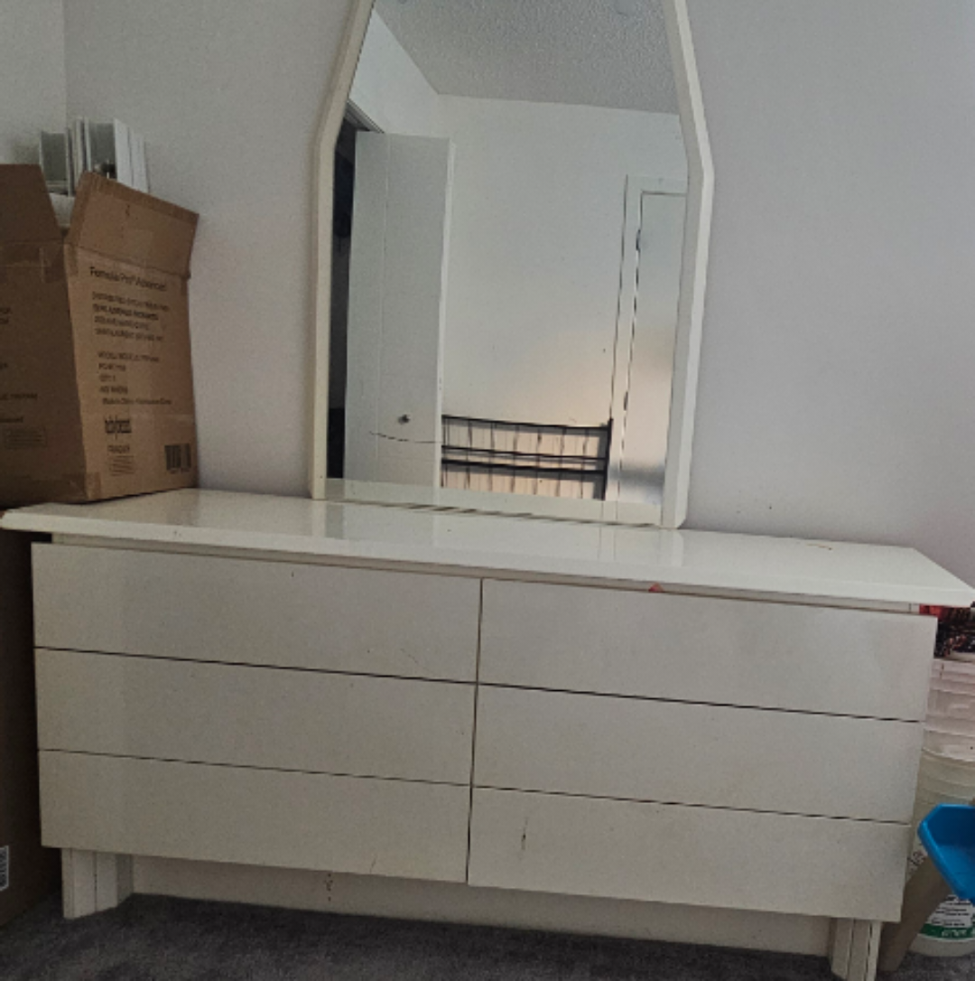 Vintage Vanity with Mirror
