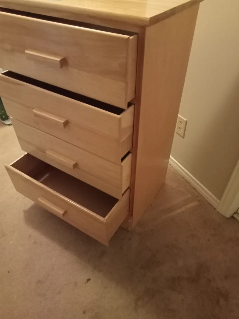 Medium Size - 4-Drawer Dresser thumbnail