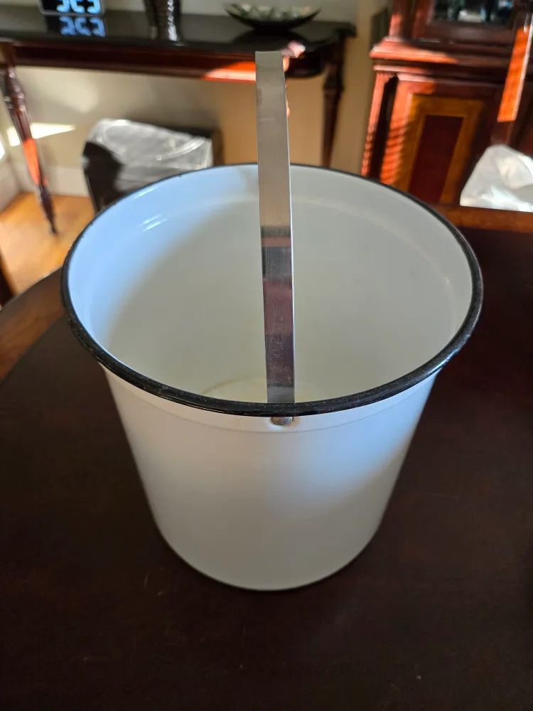 Vintage Enamelware Set/Individually Priced in Description image indicator(7)