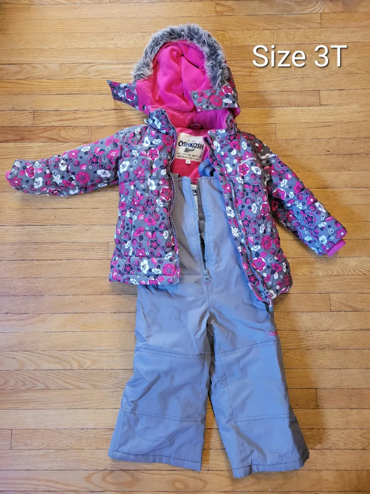 OshKosh B'gosh Girls Snow Suit Size 3T thumbnail