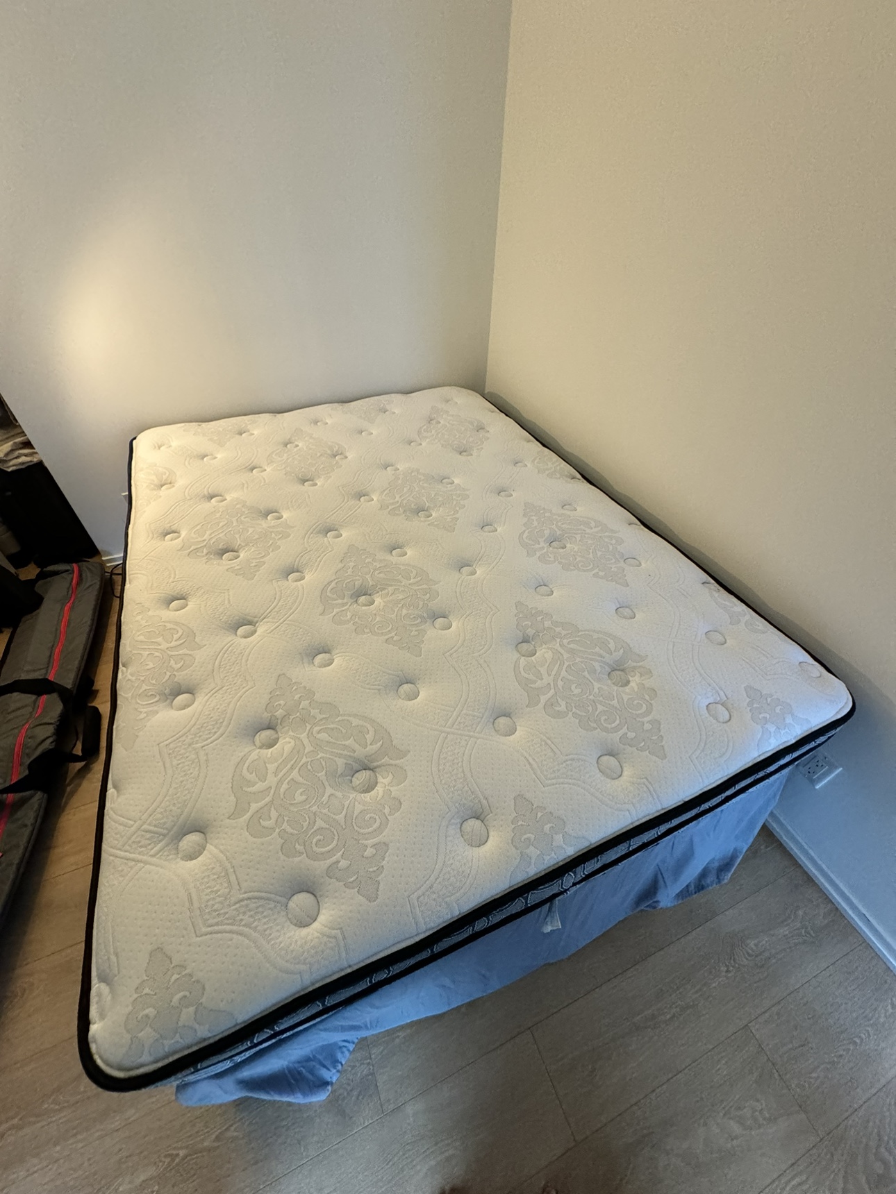 Sealy Posturepedic Mattress