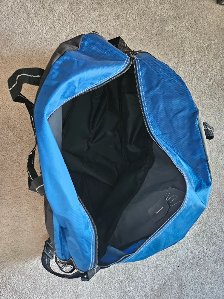 YMCA Travel Duffle Bag #ThriftyPicks image indicator(3)