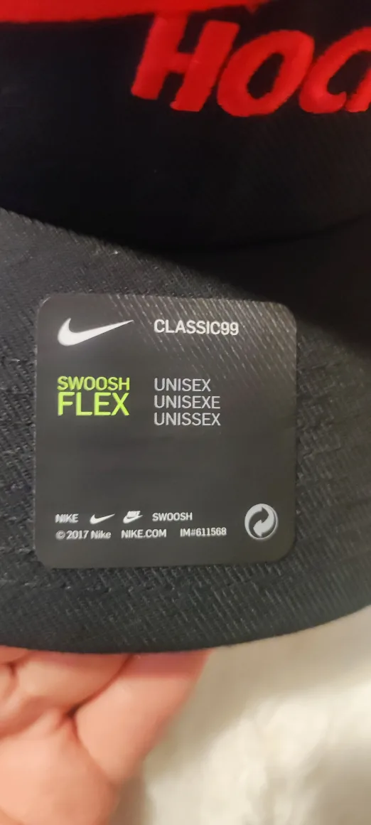 Nike Men's  Black Hockey Hat image indicator(2)