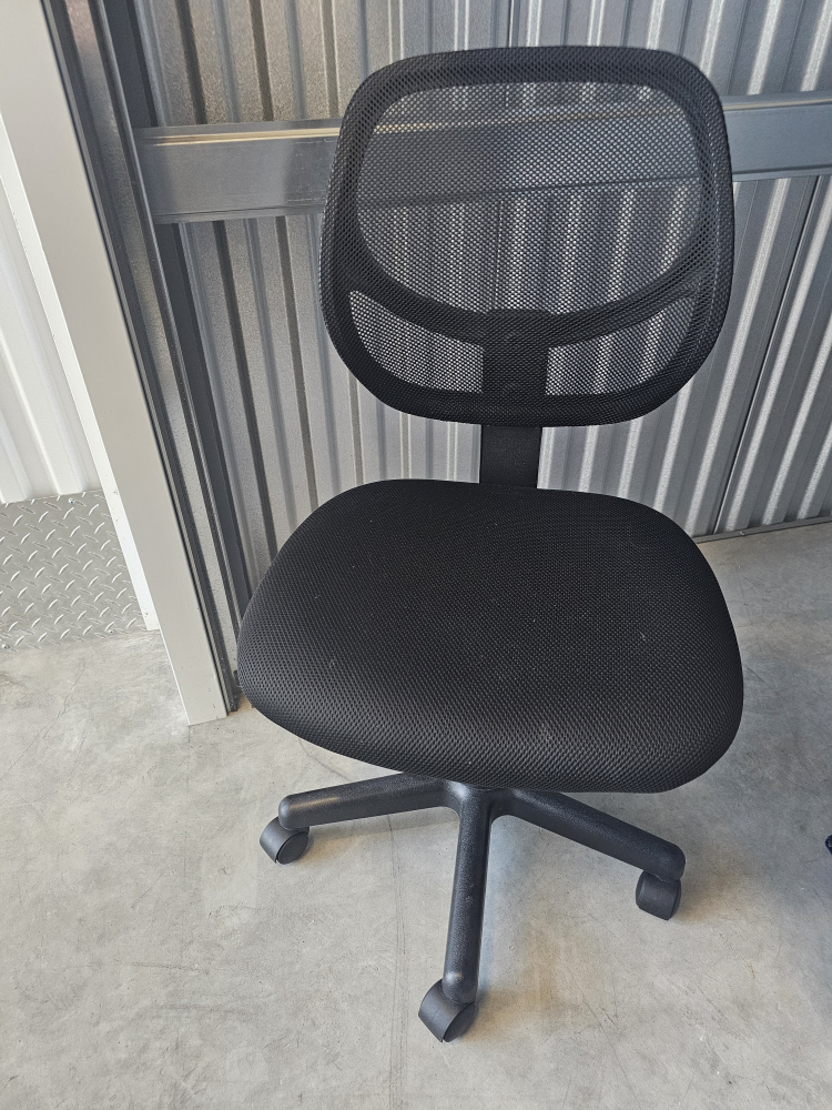 Black Mesh Office Chair
