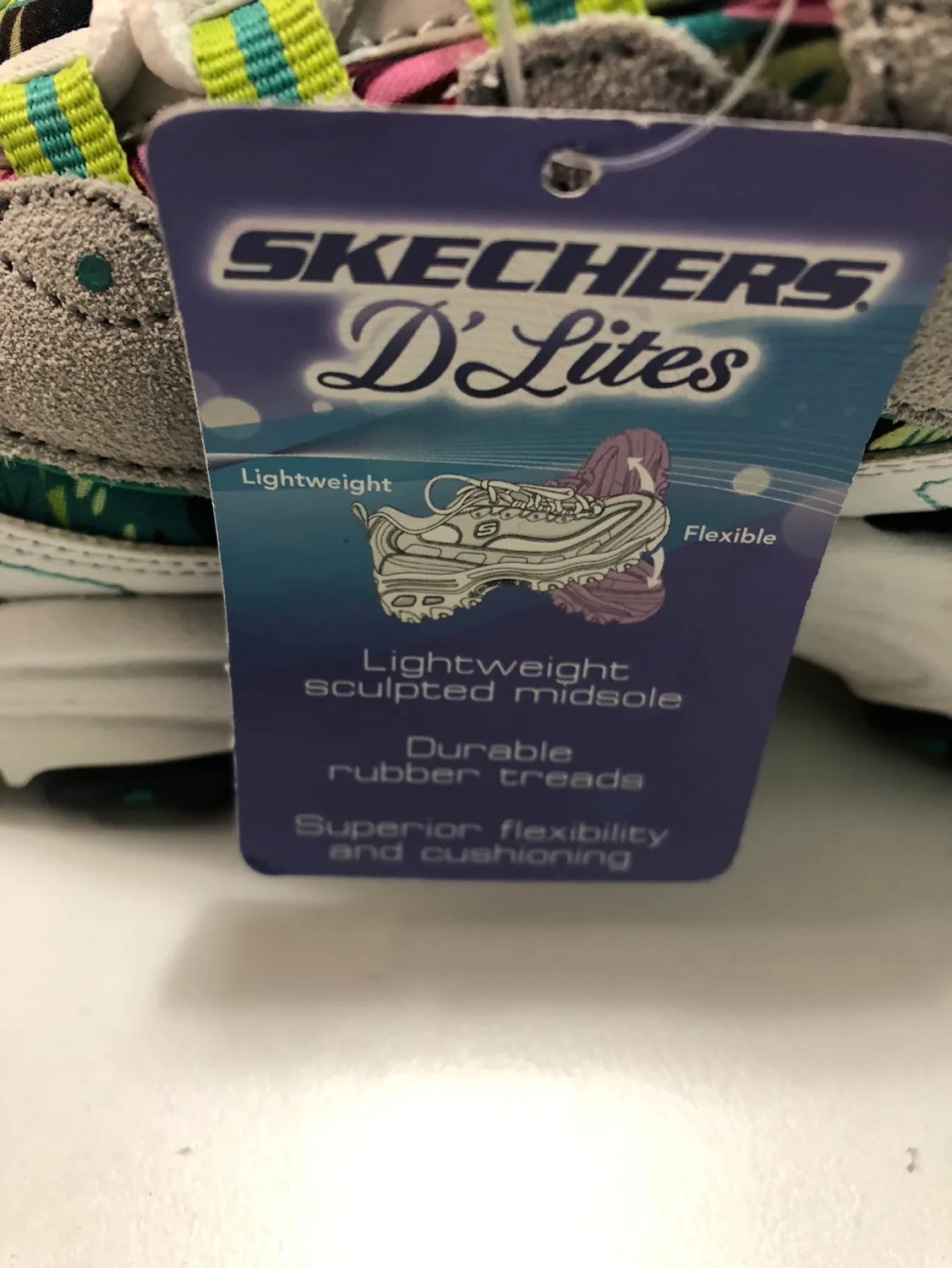 Skechers D'Lites Women's Sneakers image indicator(3)