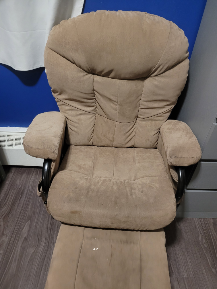 Rocking Chair / Recliner with footstool - photo 2