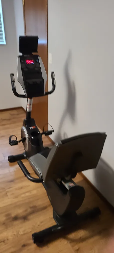 Healthrider H30x Recumbent Exercise Bike image indicator(2)