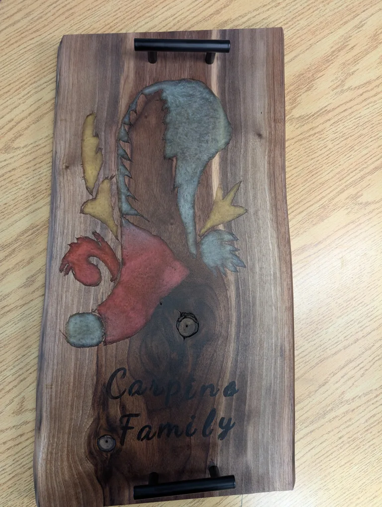 Get your very own Personalized Live Edge Serving Tray image indicator(2)