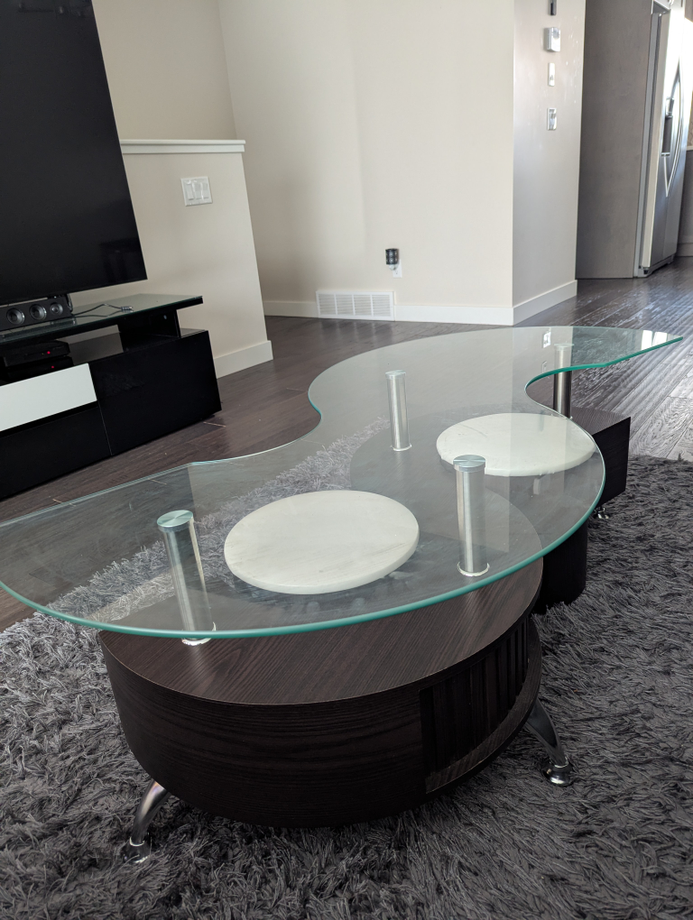 Glass Top Center Coffee Table with 2 Ottomans 4 Sale - photo 2