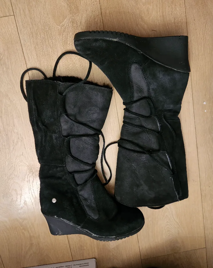 UGG Black Suede Wedge Boots image indicator(3)