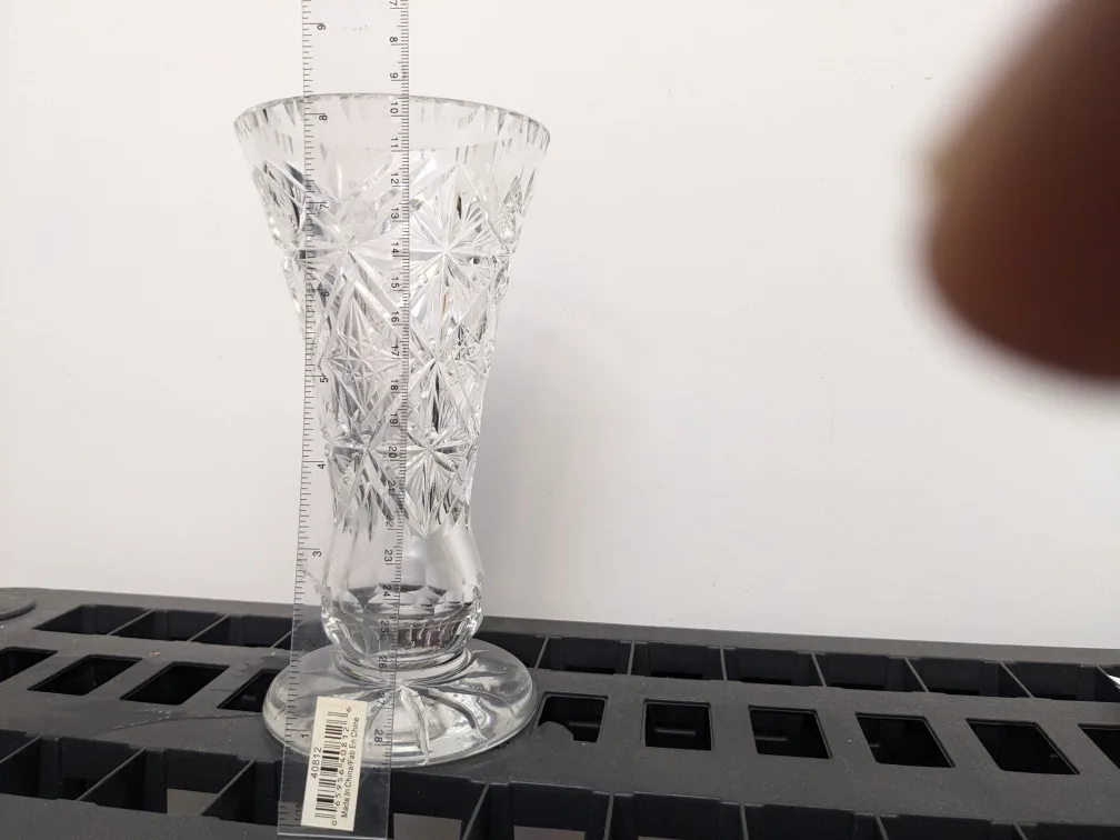 Crystal flower Vase image indicator(3)