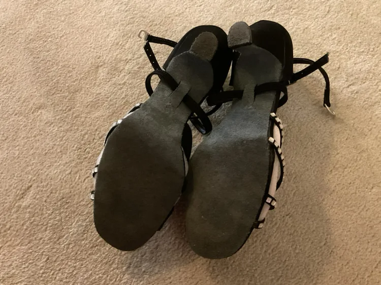 Ballroom Latin/Salsa Dance Shoes image indicator(3)