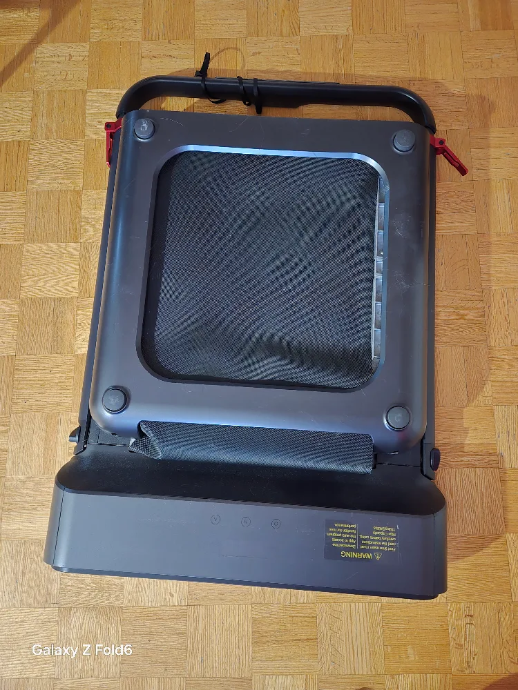 Folding Treadmill R1 Pro-0E23 thumbnail