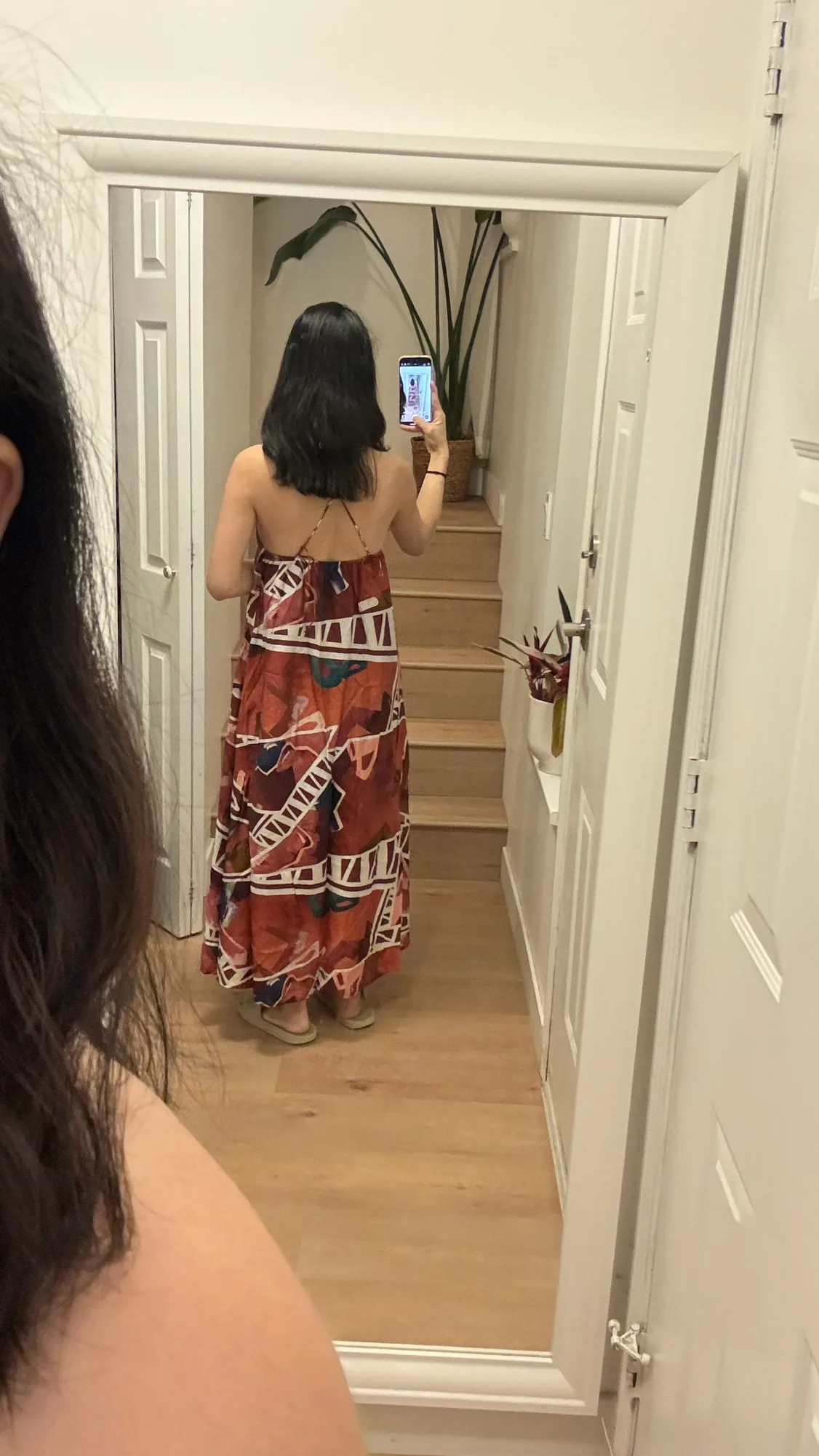 New! Urban Revivo printed backless beach dress image indicator(3)