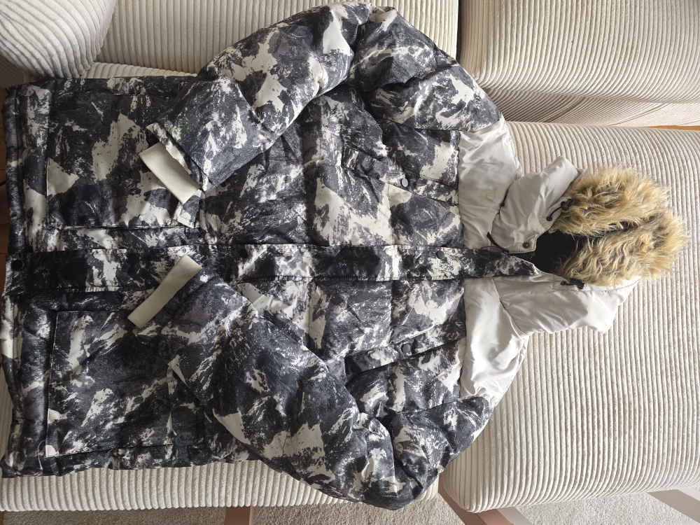 Mountain Pattern Winter Jacket