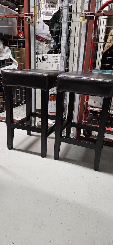 Two Bar Stools - photo 2