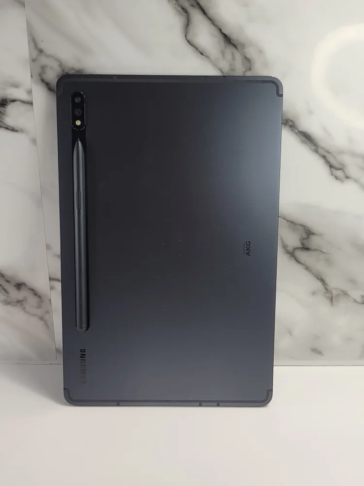 Samsung Galaxy Tab S7 with pen and keyboard included image indicator(4)