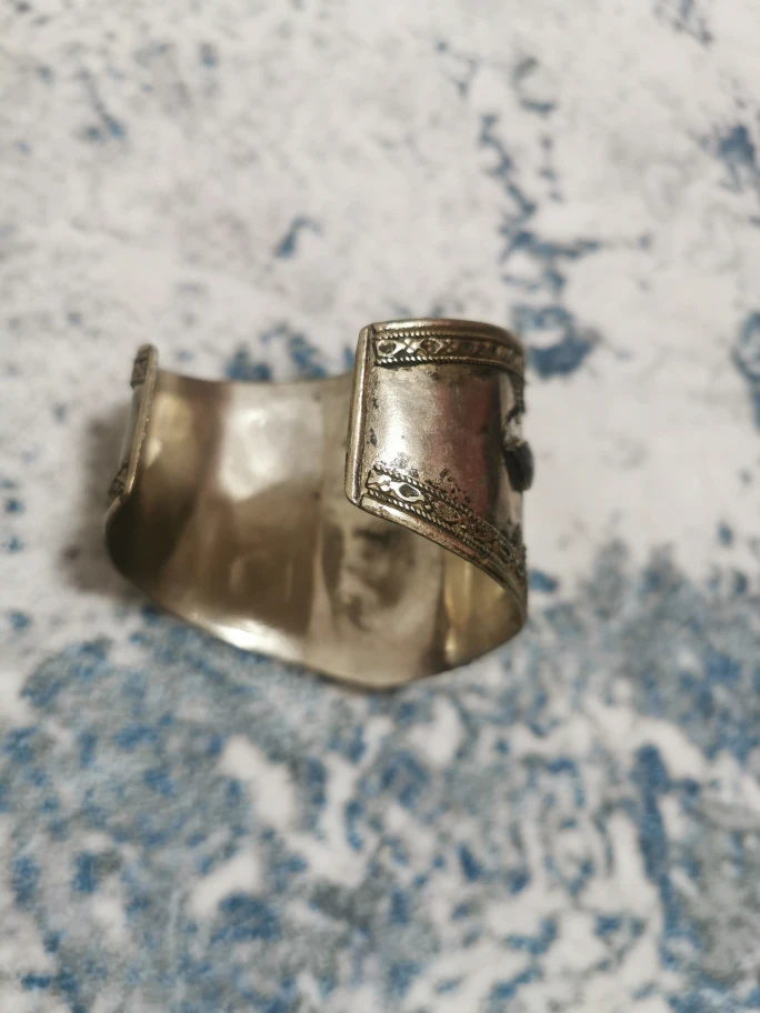Vintage Silver Cuff Bracelet with Black Stone - photo 4