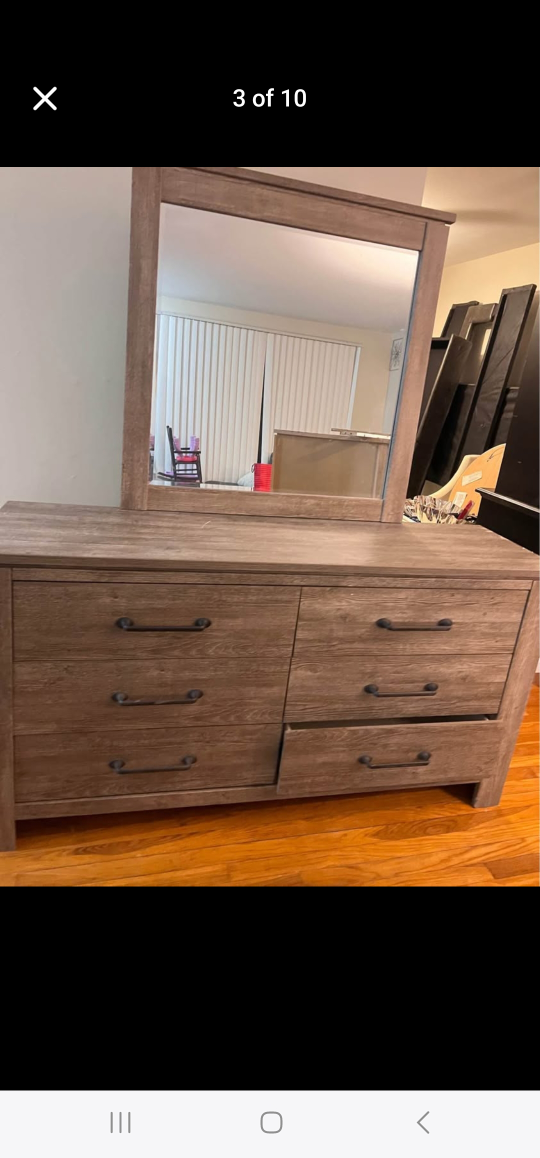 Dresser with Mirror - photo 2