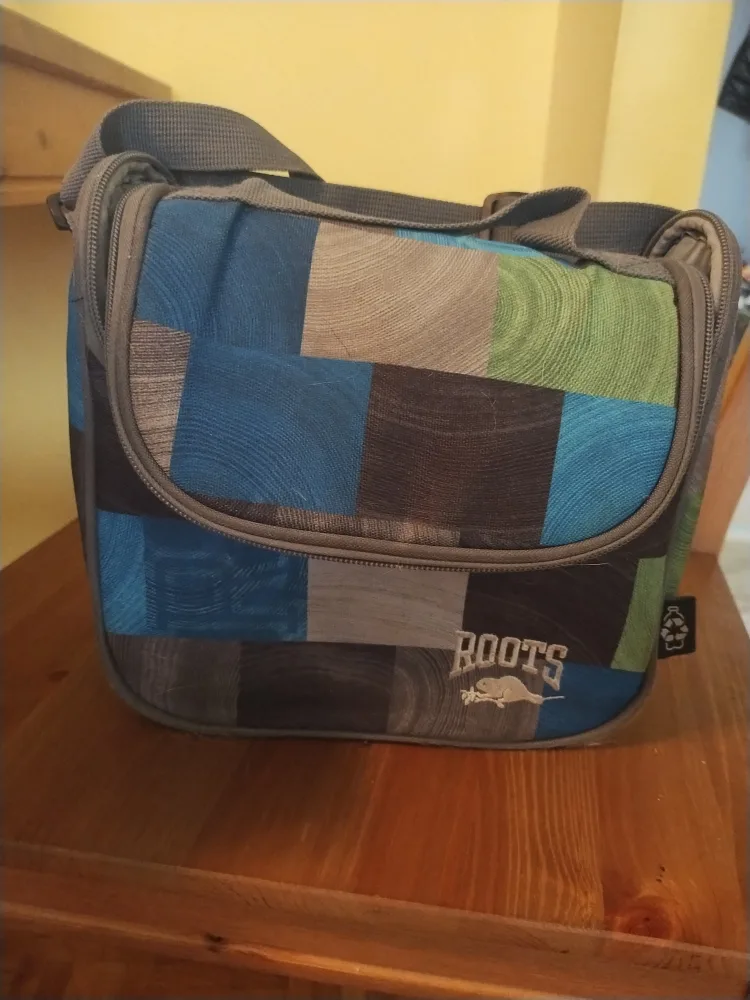 Roots Lunch Bag thumbnail