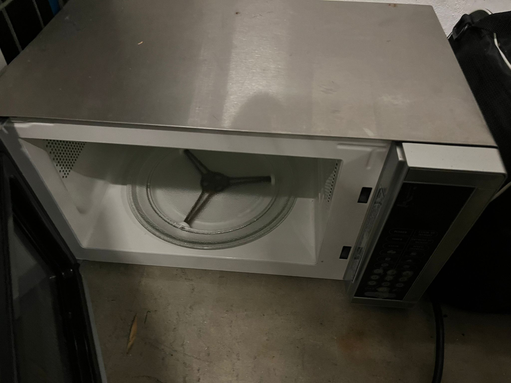 Microwave - photo 5