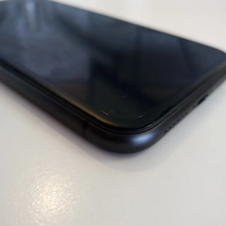 iPhone 11 128gb Black (Great Condition) image indicator(5)