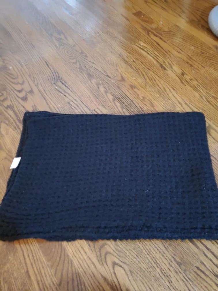 4 winter Scarves, $10 x4 image indicator(2)