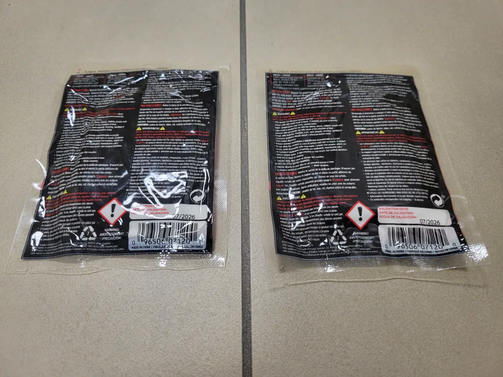 Little Hotties Adhesive Toe Warmers image indicator(2)