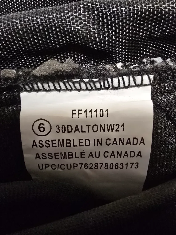 Brand new Ice Fields Winter Boots size US 6 for sale $48 image indicator(8)