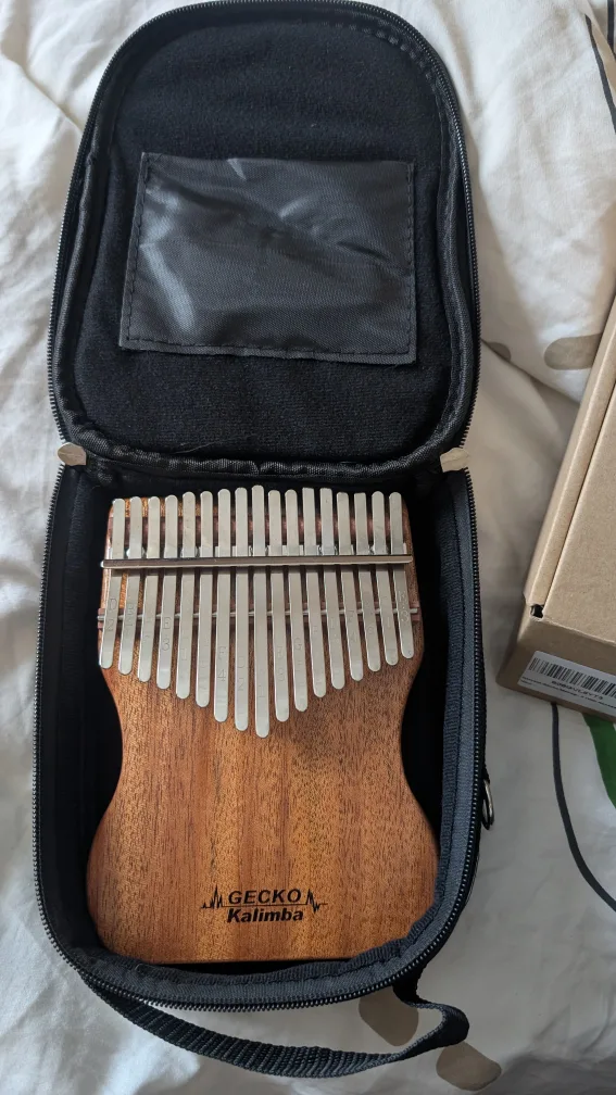 BNIB Gecko Mahogany Kalimba image indicator(4)
