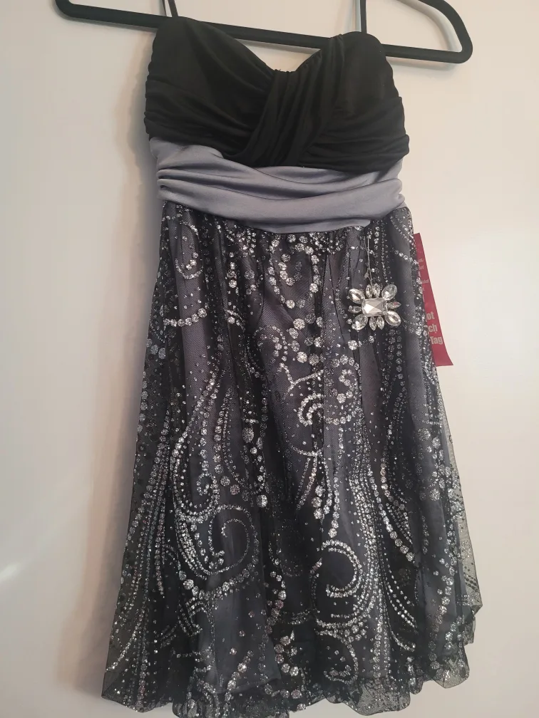 #ThriftyPicks - A. Byer Strapless Dress Sz 3 Black/Silver image indicator(2)