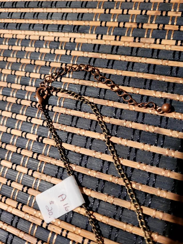 Necklace image indicator(3)