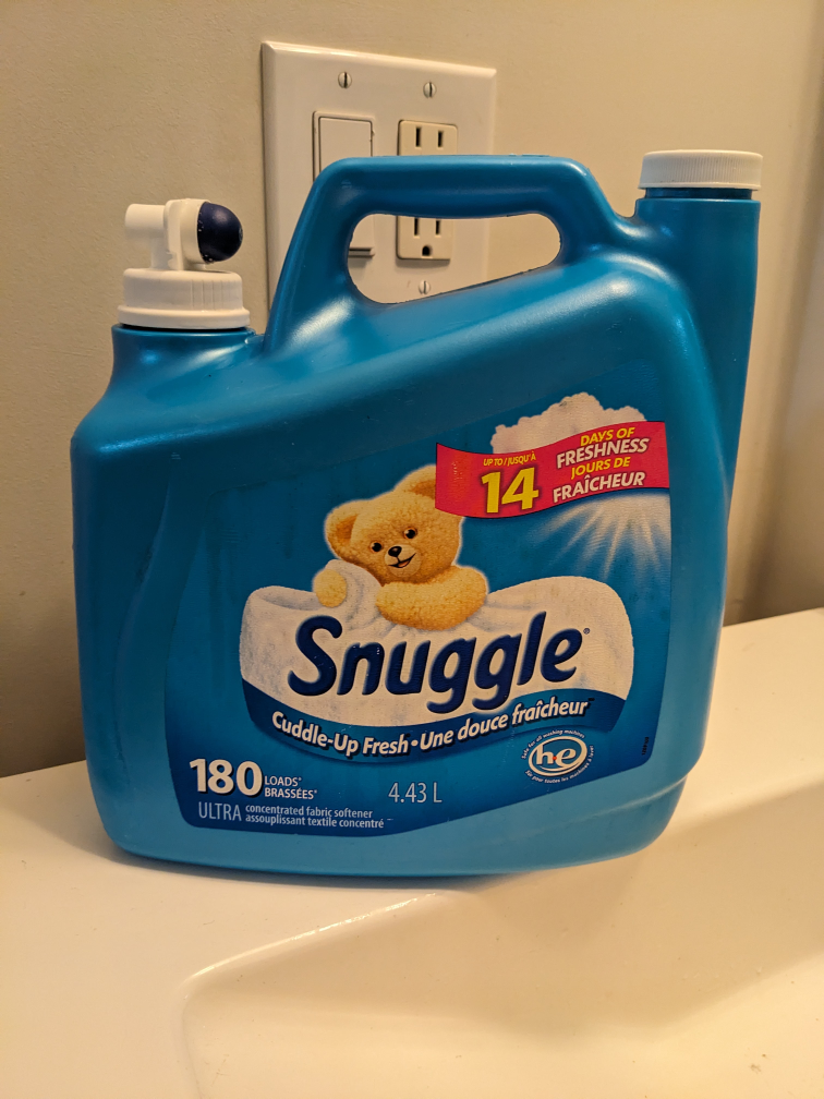 Snuggle Fabric Softener 4.43 L