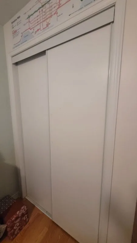 Mirrored Closet Doors image indicator(3)