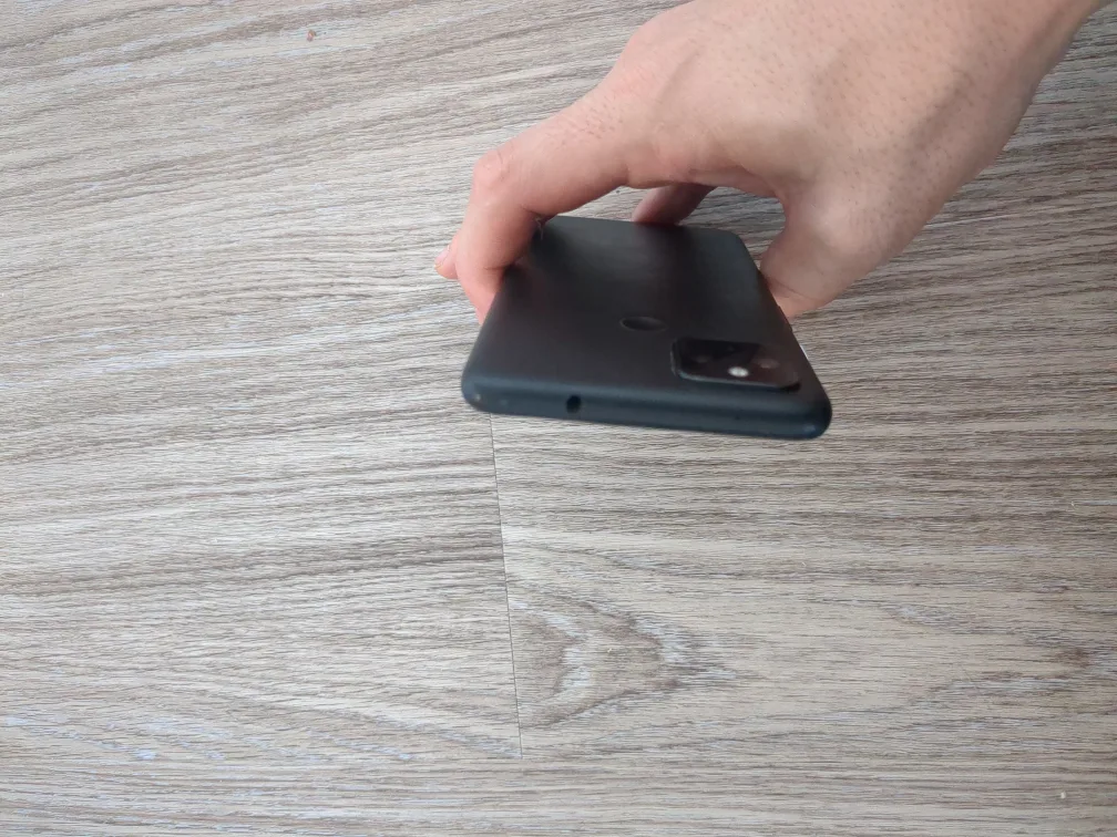 Google Pixel 4a(5g) image indicator(4)