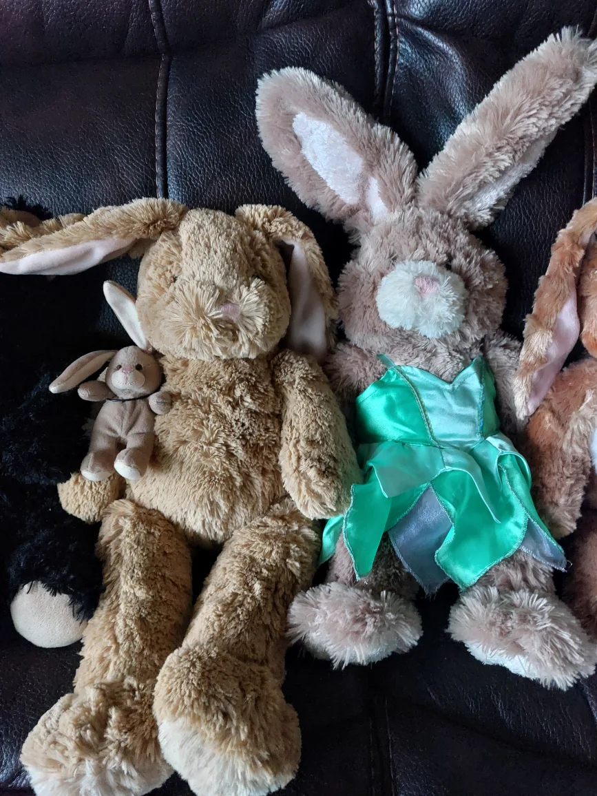 Build a bear plush toys $8 each image indicator(3)