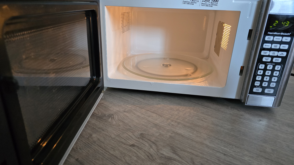 Hamilton Beach Microwave - photo 4