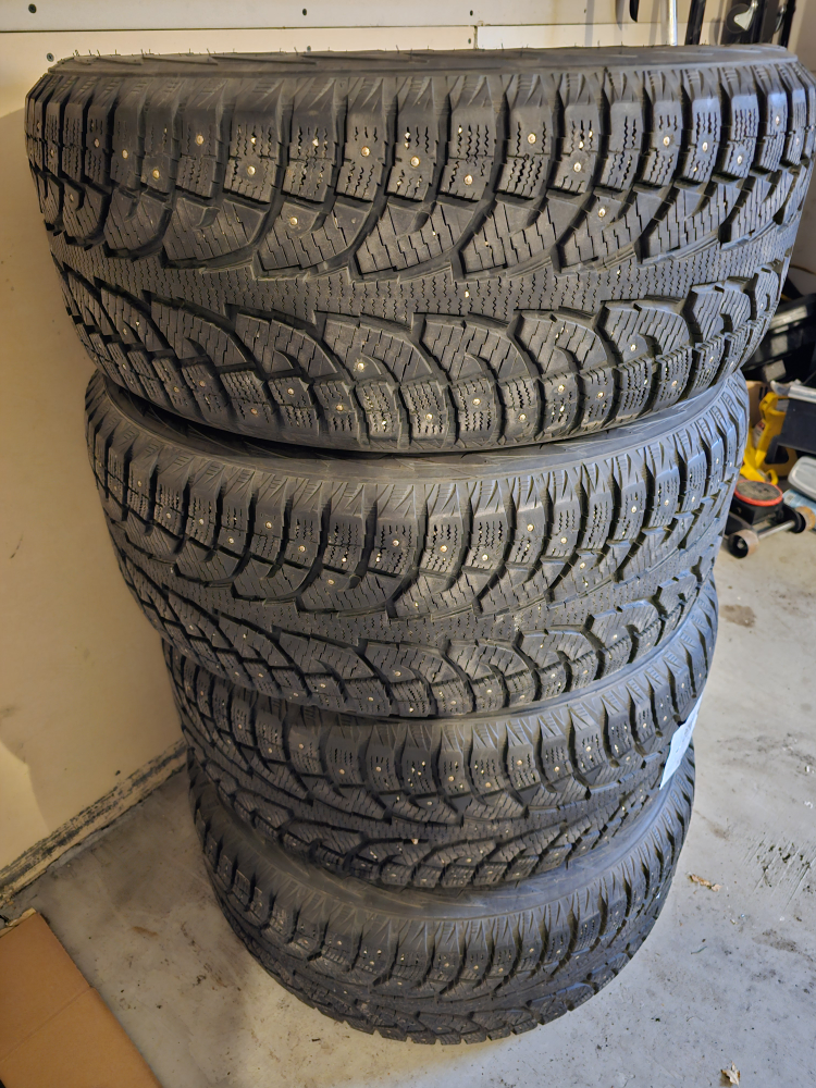 20" Hankook Winter Pike tires