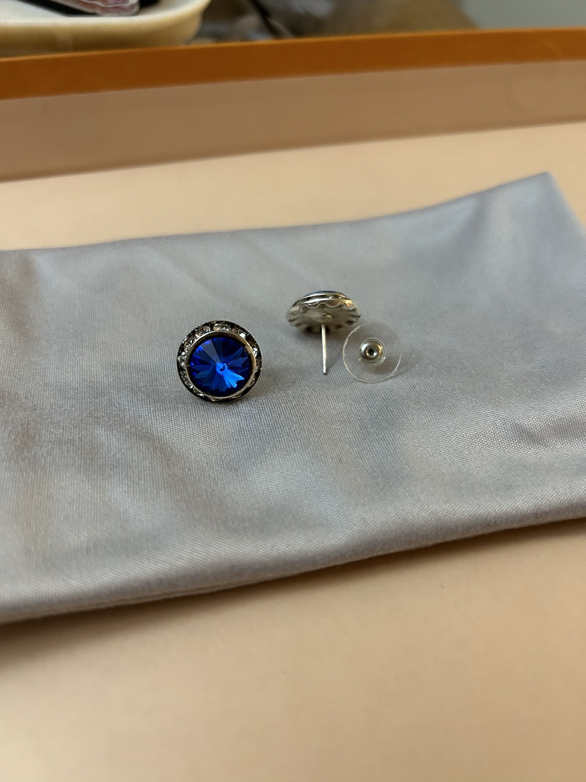 Blue Stud Earrings - photo 3