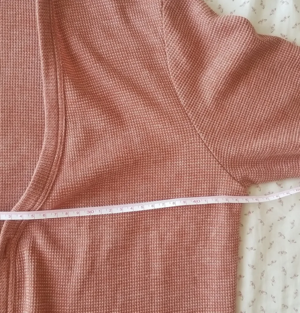 Pink Textured V neck Cardigan image indicator(5)