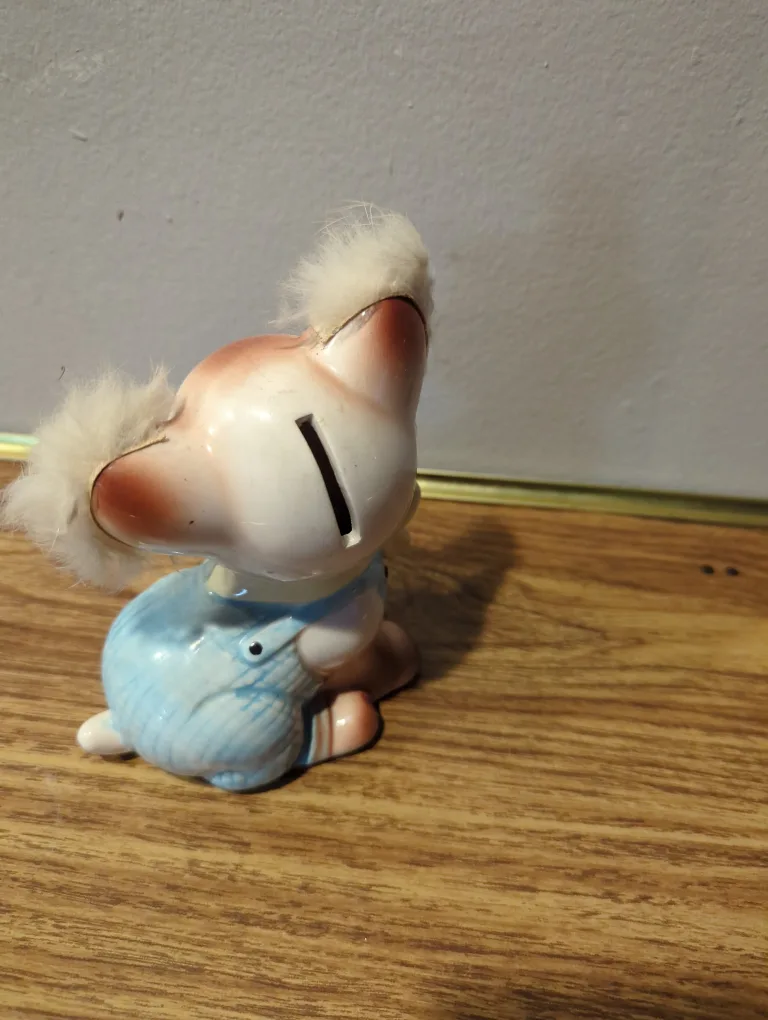 Vintage Ceramic Puppy Piggy Bank image indicator(2)