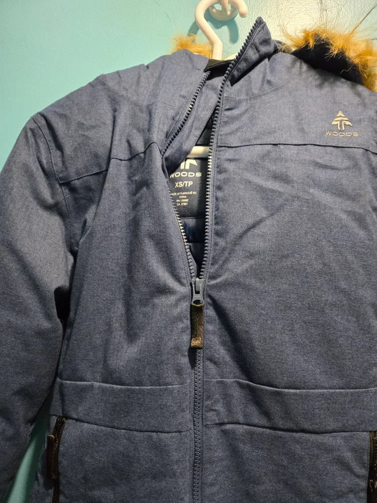 Woods Canada Women's Winter Jacket image indicator(3)