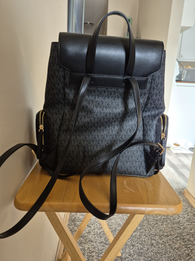 Michael Kors Jet Set Large Logo Backpack - photo 5