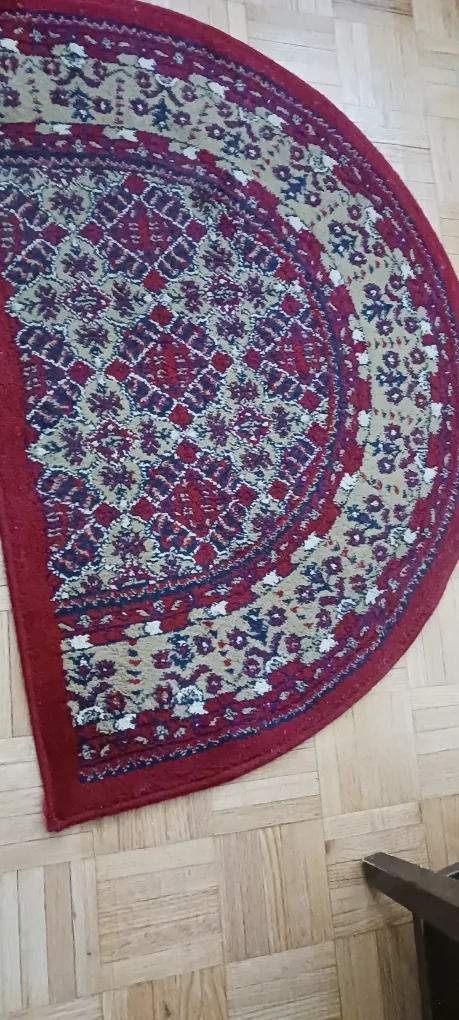 Red and Beige Half-Round Rug persian $20 image indicator(3)