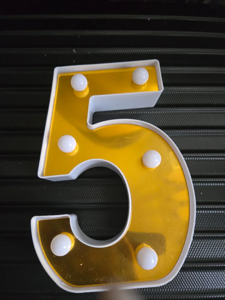 Party Decoration Light Up Numbers 5 & 6 image indicator(5)