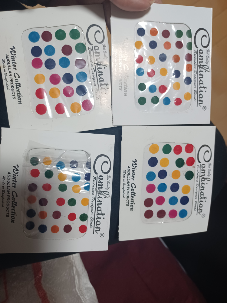4 Packs of Colorful Bindi