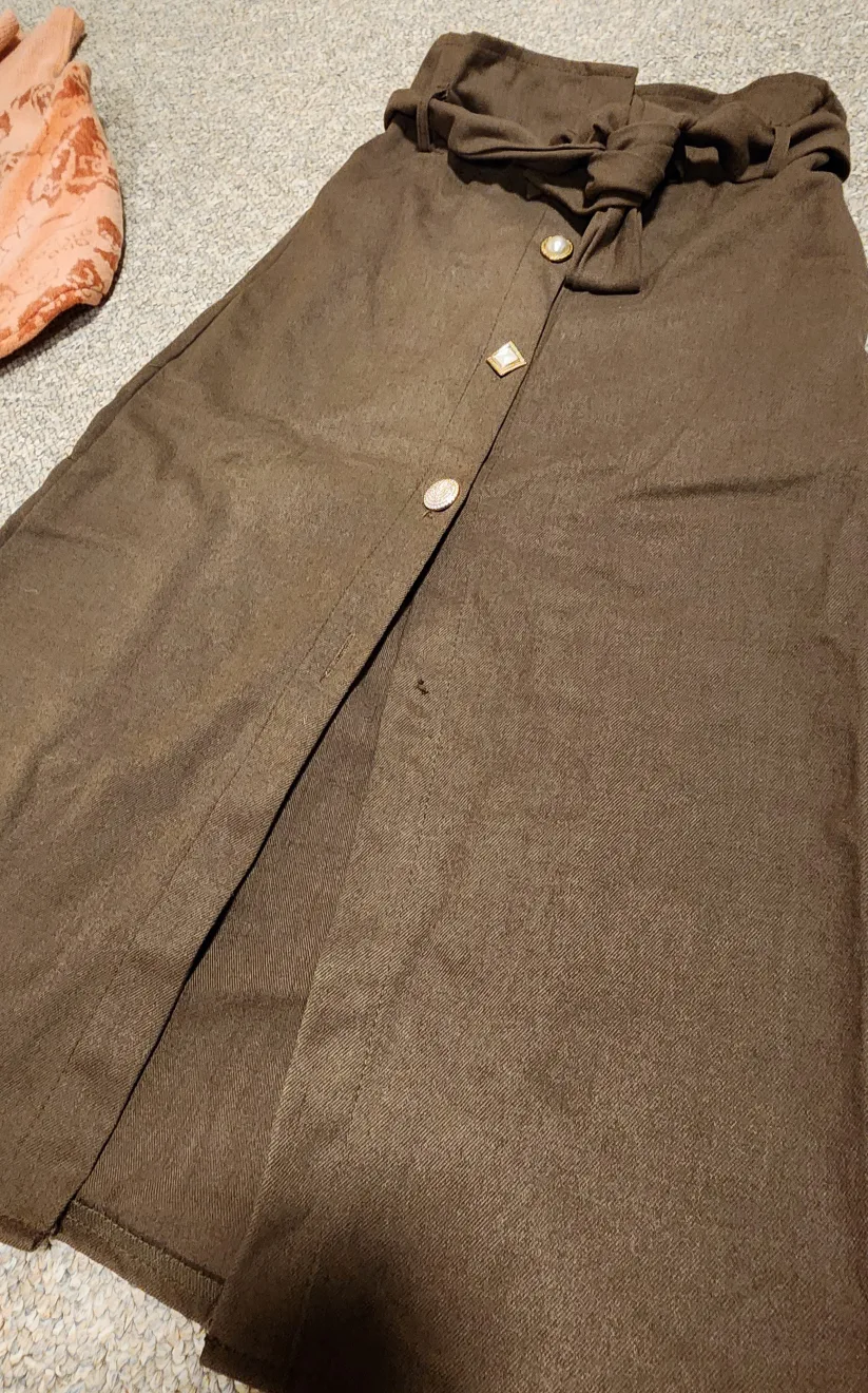 FREE Women's Clothing Lot | Size S | FAIR CONDITION image indicator(3)