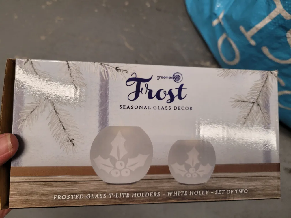 Set of 4 Frosted Glass Votive Candle Holders with Holly Design image indicator(7)