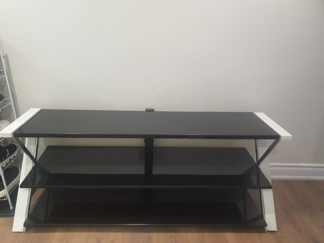 TV Stand - photo 2